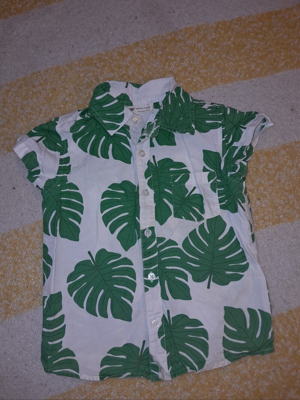 Monica and Andy brand Little boys size 5t, 100% organic cotton tropical shirt